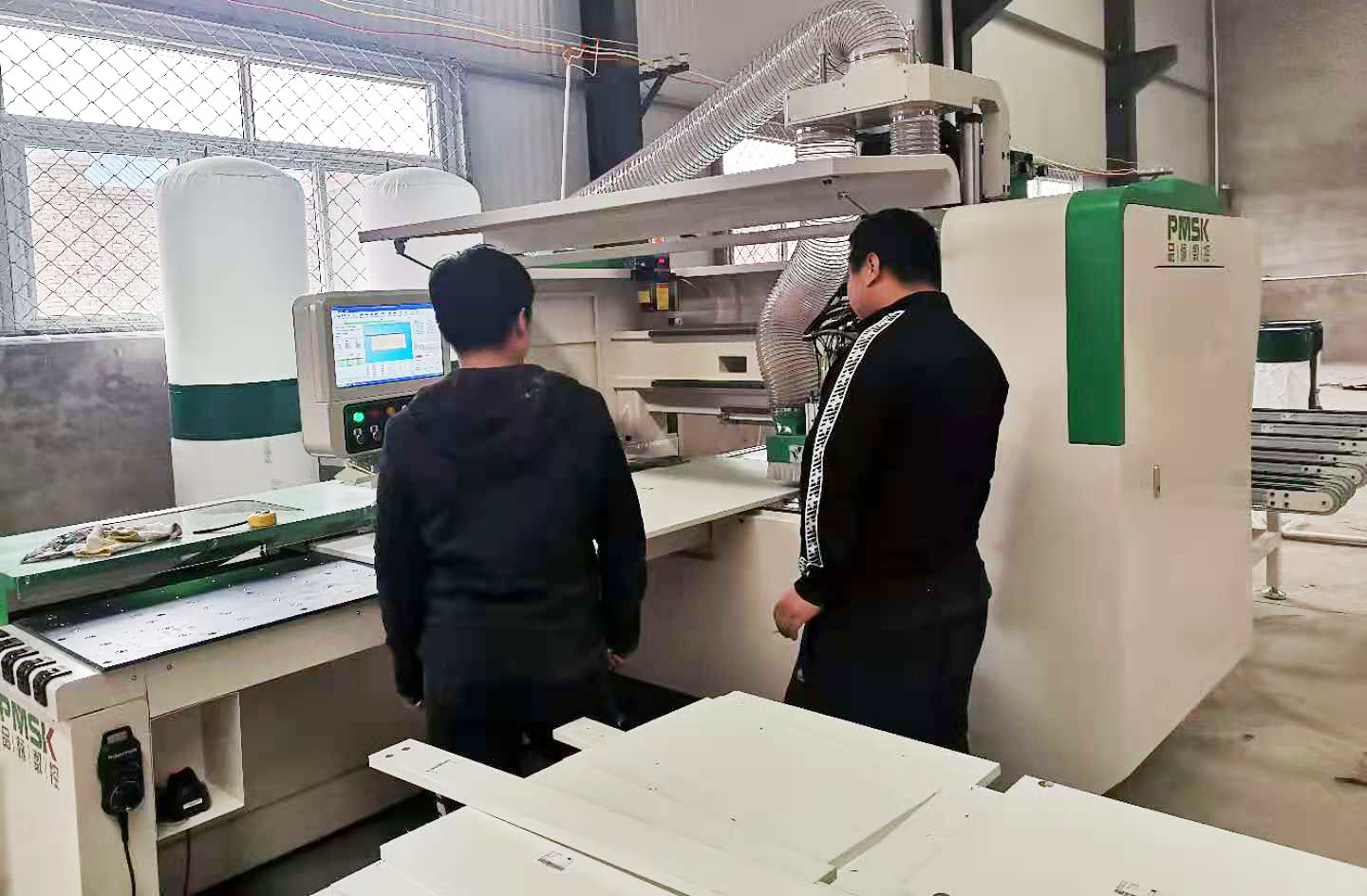 北京市燕郊張總-數(shù)控六面鉆培訓完畢，正式...